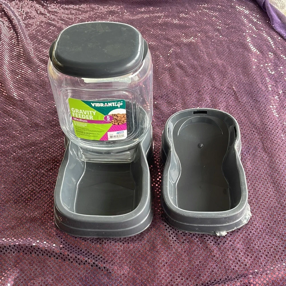 Gravity feeder 5lbs